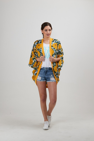 Delilah Kimono - Short - Charlo