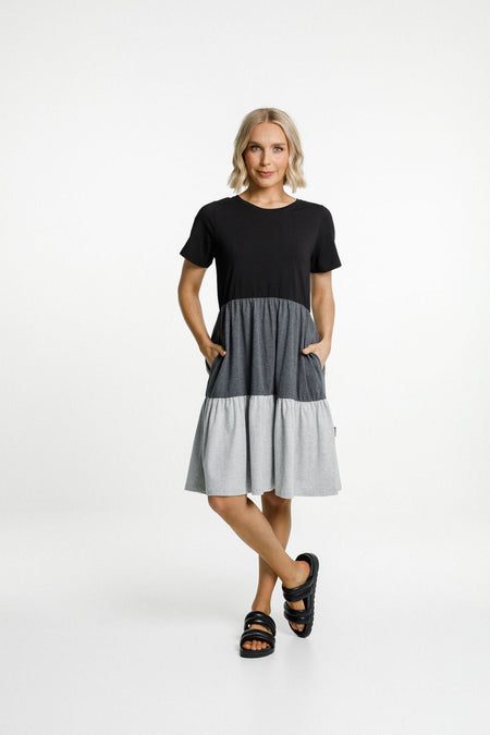 Ruched Sleeve Side Tuck Top - Black