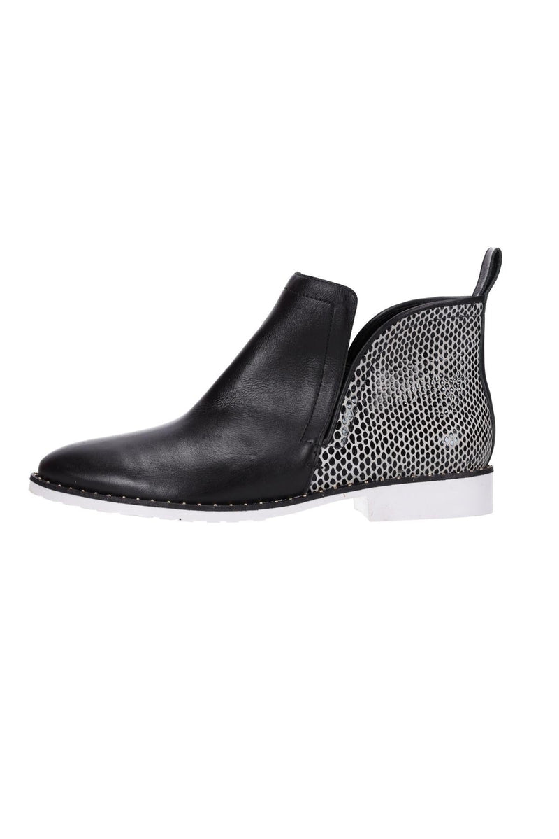 Hey Monday Taylor Boot Black & White Snake